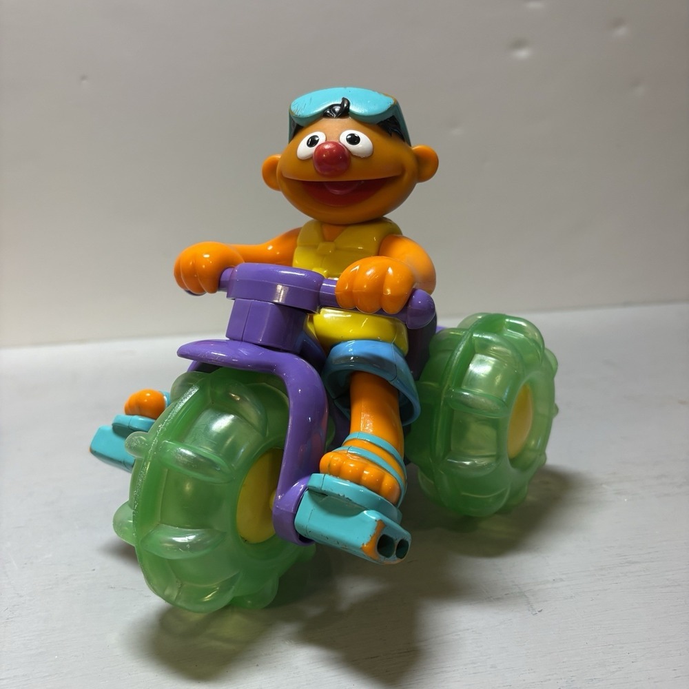 Vintage Sesame Street Ernie's Splashin' Fun Trike 2001 Fisher Price Missing Duck
